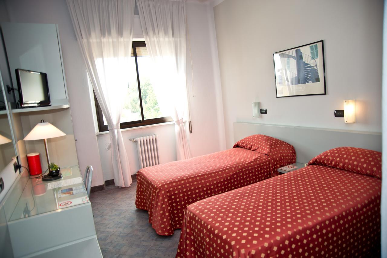 Hotel Milano Pistoia Ngoại thất bức ảnh